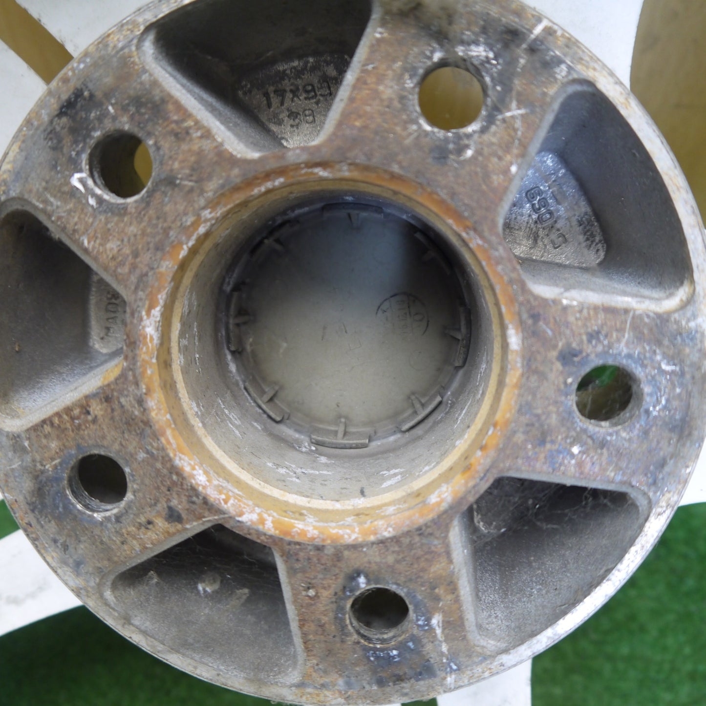 2本価格★AVS VS-5 17インチ ホイール 17×9J PCD114.3/5H★6061706Hホ