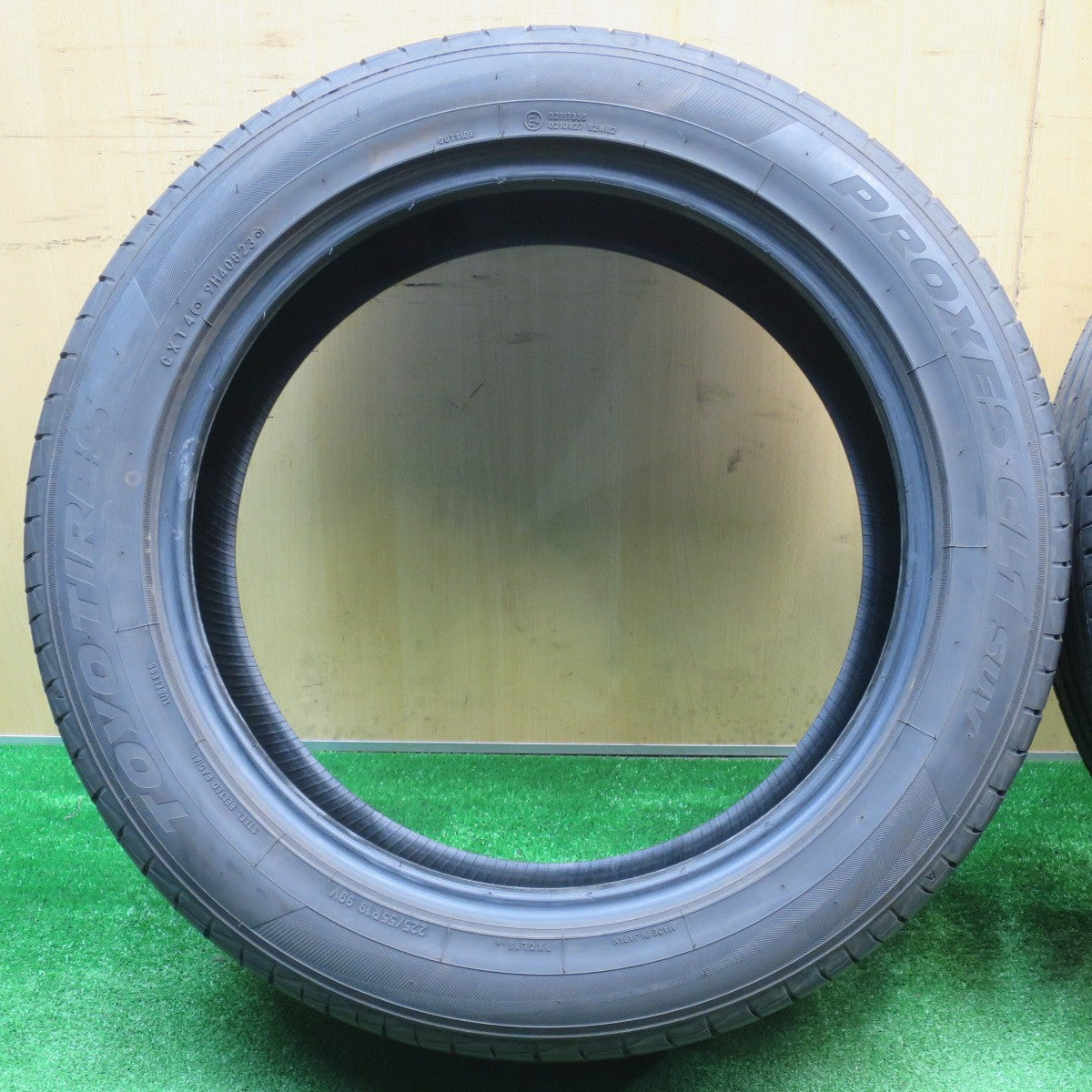 バリ溝！23年！9.5分★225/55R19 トーヨー プロクセス CL1 SUV タイヤ 19インチ ハリアー RAV4 CX-5 CX-8 等★5110802NJノタ