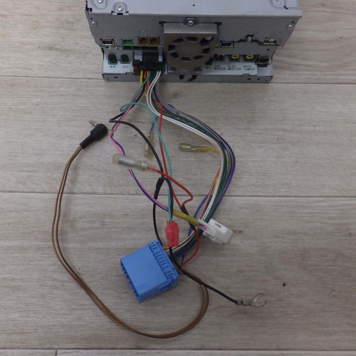 [送料無料] ★カロッツェリア carrozzeria カーナビ 楽ナビ AVIC-RL99 パイオニア Pioneer[9]★