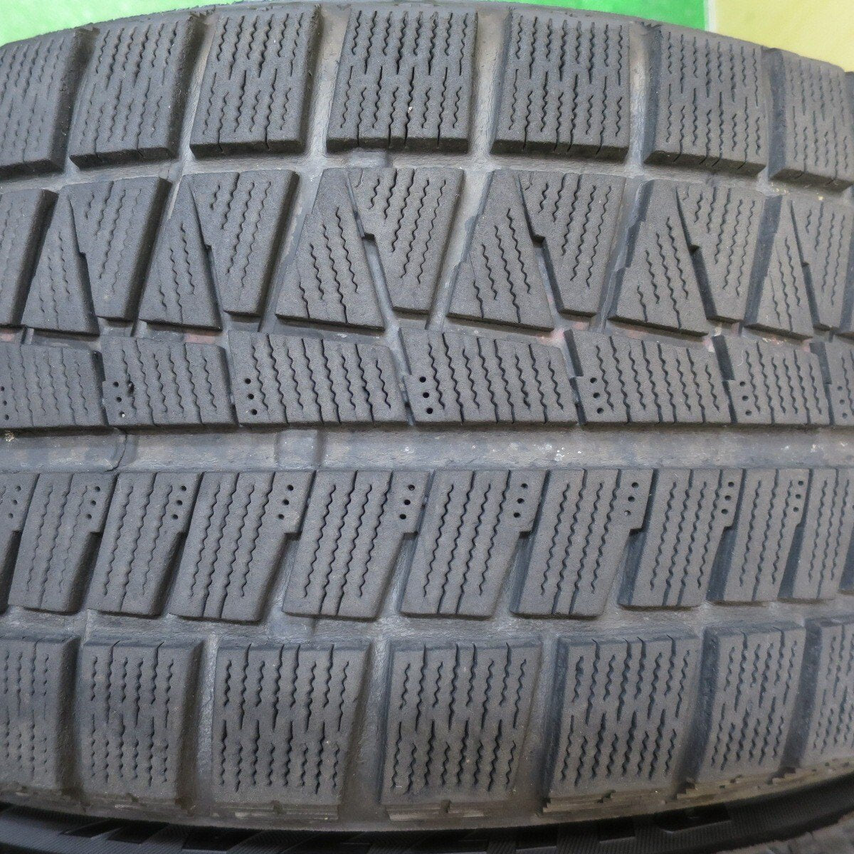 バリ溝！キレイ！8.5分★BMW 等 MAK LUFT FF 225/50R17 スタッドレス ブリヂストン ブリザック RFT ルフト MFF 17インチ PCD112/5H★5030510Hス