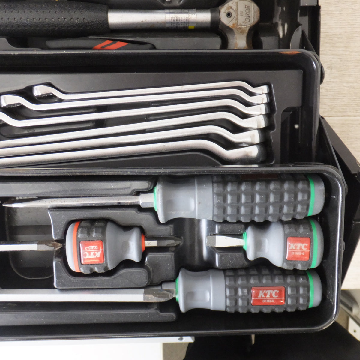 ★京都機械工具 KTC ツールセット 9.5sq. 工具セット 両開きメタルケースタイプ SK3561WGBK(?)★