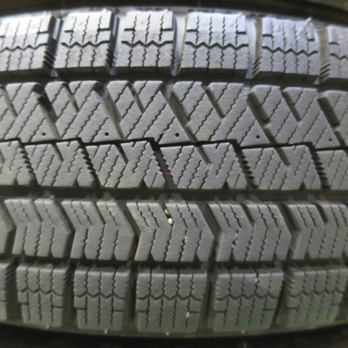 バリ溝！23年！キレイ！9分◎スタッドレス 155/65R14 ブリヂストン ブリザック VRX2 AZ Sports AZスポーツ 14インチ PCD100/4H◎6081910イス