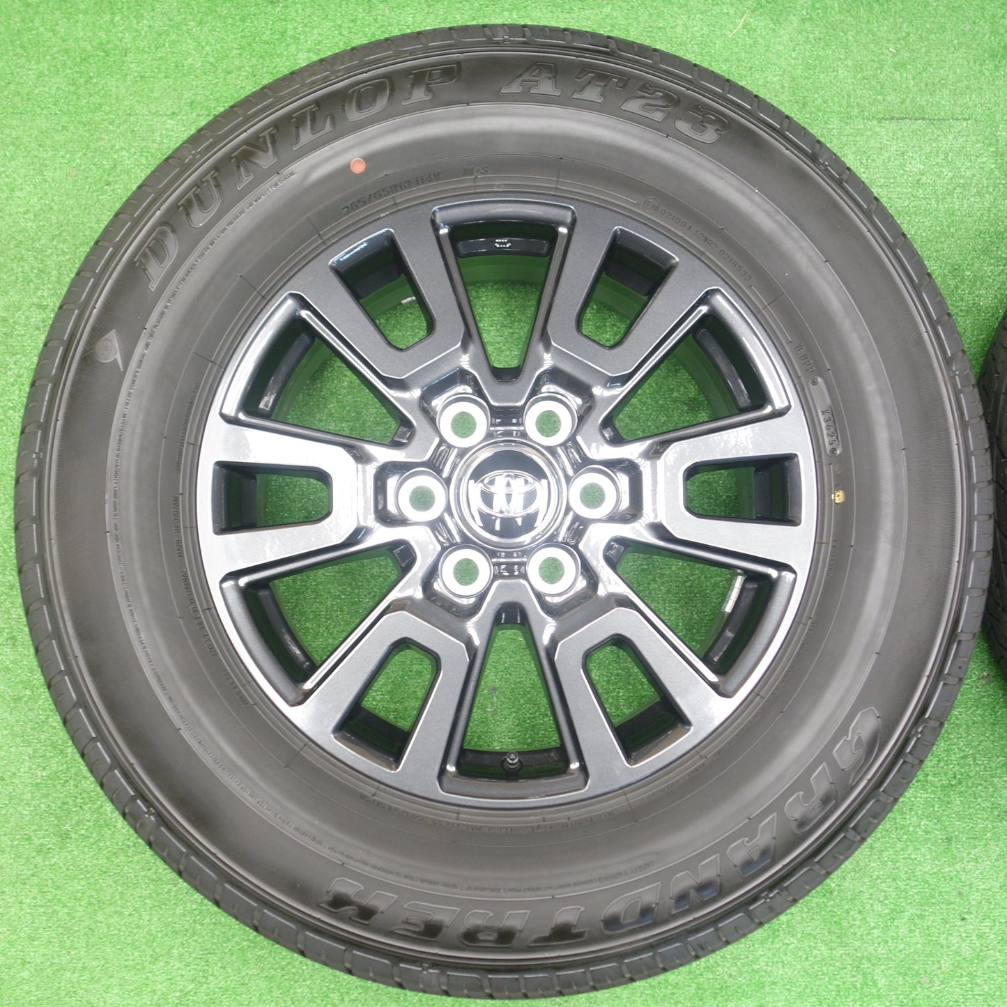 新車外し！25年★トヨタ ランクル 250 VX 純正 265/65R18 ダンロップ AT23 グラントレック 18インチ PCD139.7/6H★5122204KTノ