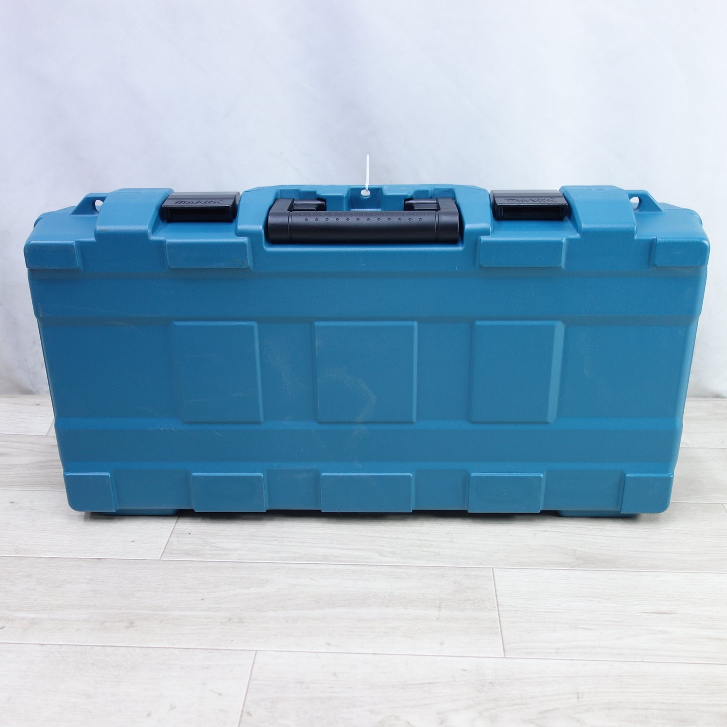 [送料無料] 未使用！付属品付き◆マキタ 充電式 レシプロソー JR187DRGX ケース 充電器 付き 電動 工具 18V セーバーソー セーバソー 切断機 makita◆