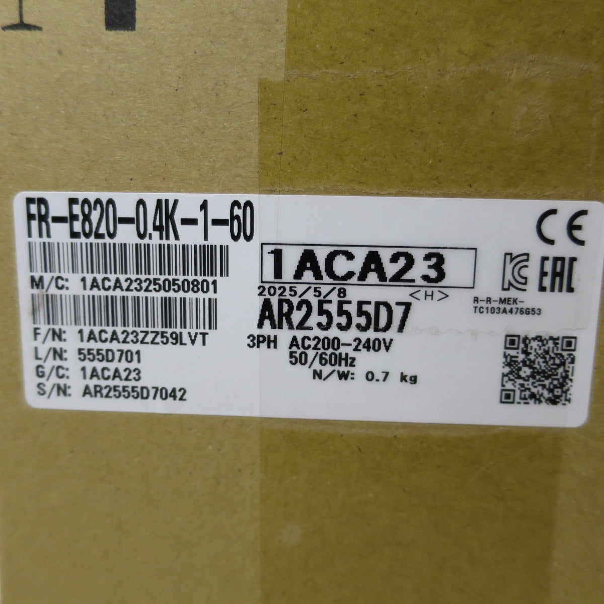 [送料無料] 未使用☆三菱電機 インバーター FR-E820-0.4K-1-60 INVERTER 三相 200V MITSUBISHI☆