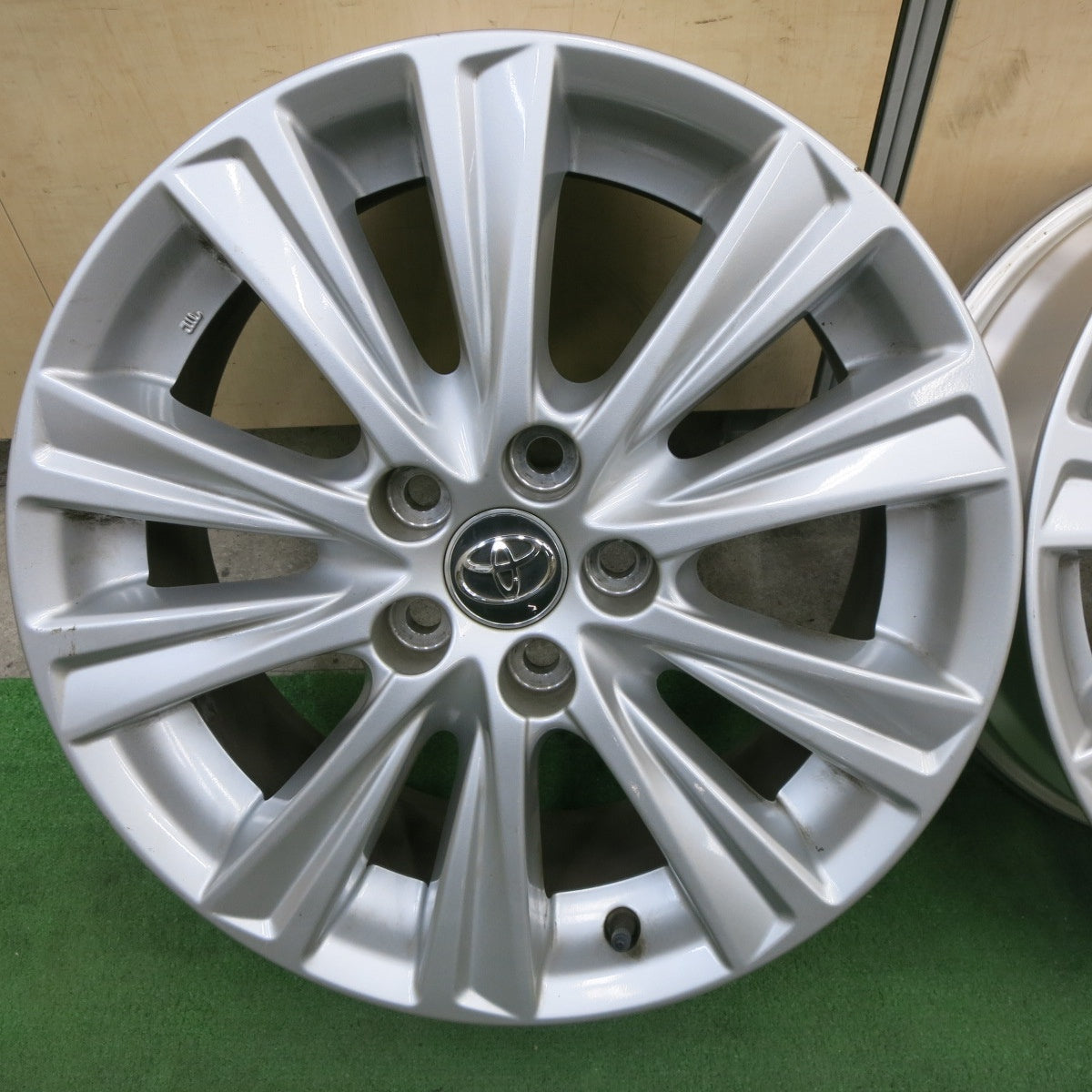 4本価格★トヨタ 30系 アルファード ヴェルファイア 純正 ホイール 18インチ 18×7.5J PCD114.3/5H★6011705ナホ