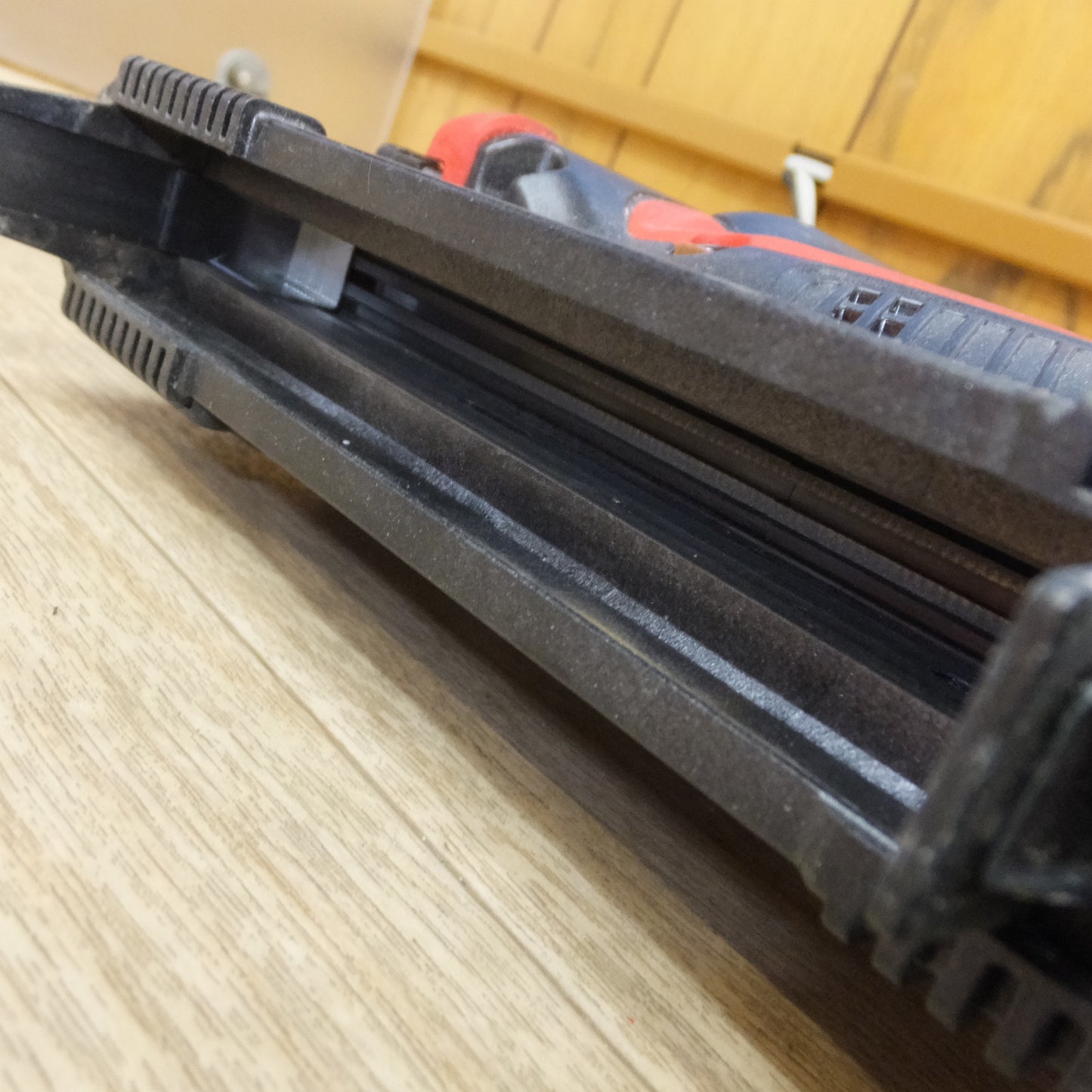 [送料無料] 美品★マックス MAX 充電式タッカ TJ-25/10J 18V 本体のみ★