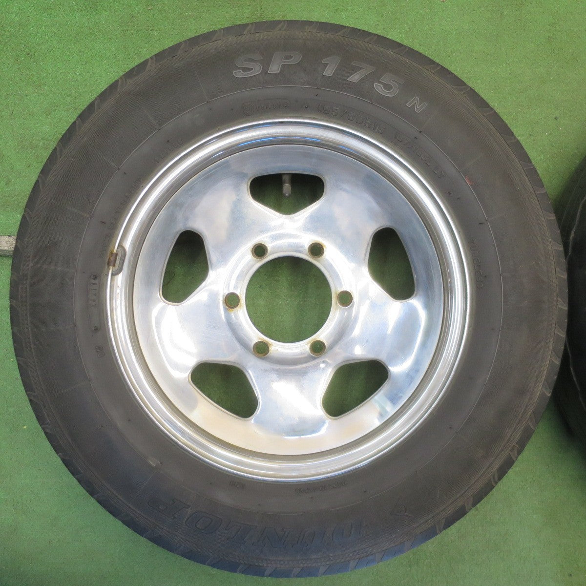4本価格★三菱 デリカ スターワゴン 純正 スチール 195/80R15 107/105L ダンロップ SP175N 15インチ PCD139.7/6H★6052601NJノ