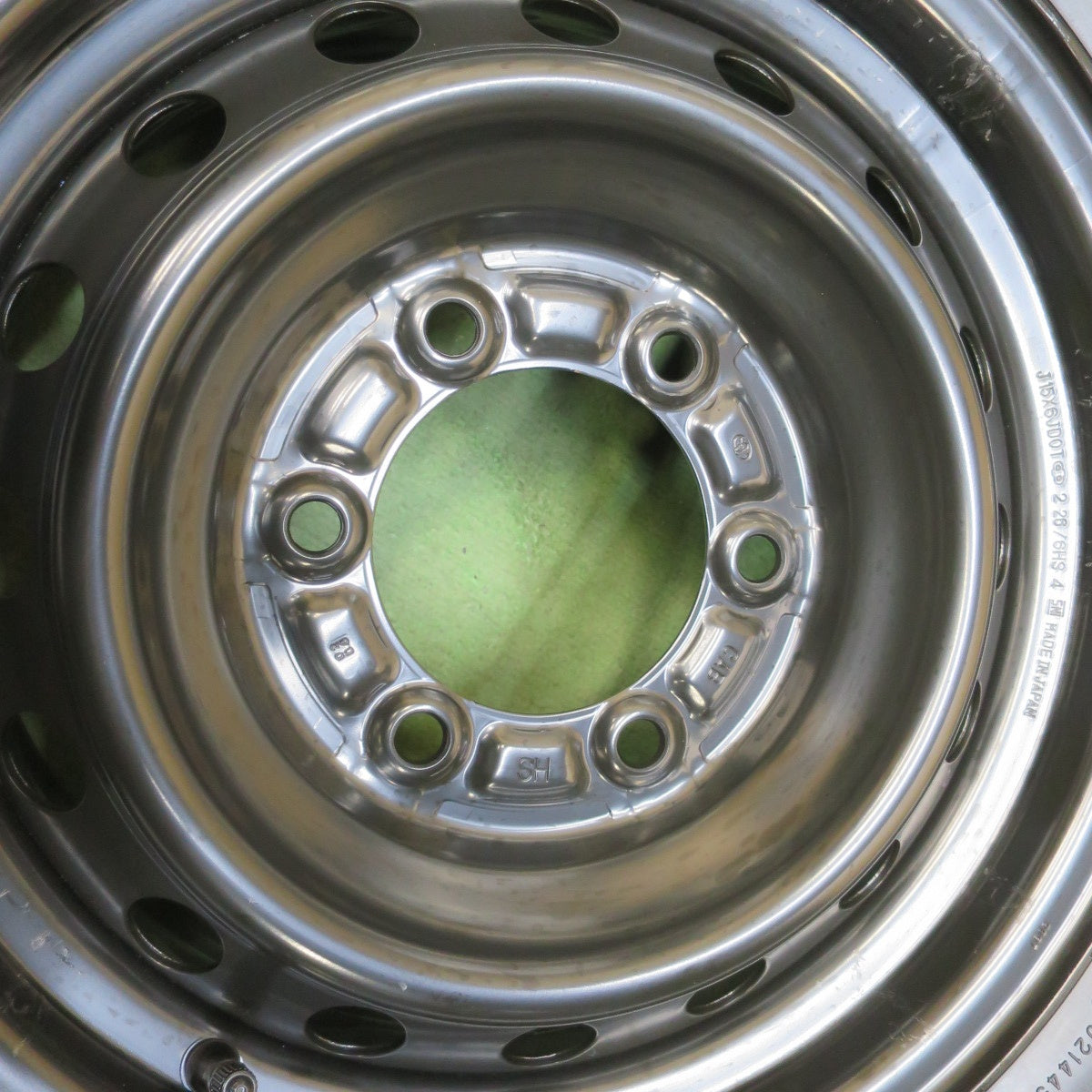 新車外し！26年★トヨタ 200系 ハイエース 純正 スチール 195/80R15 107/105S ダンロップ SP175N 15インチ PCD139.7/6H★6040411イノ