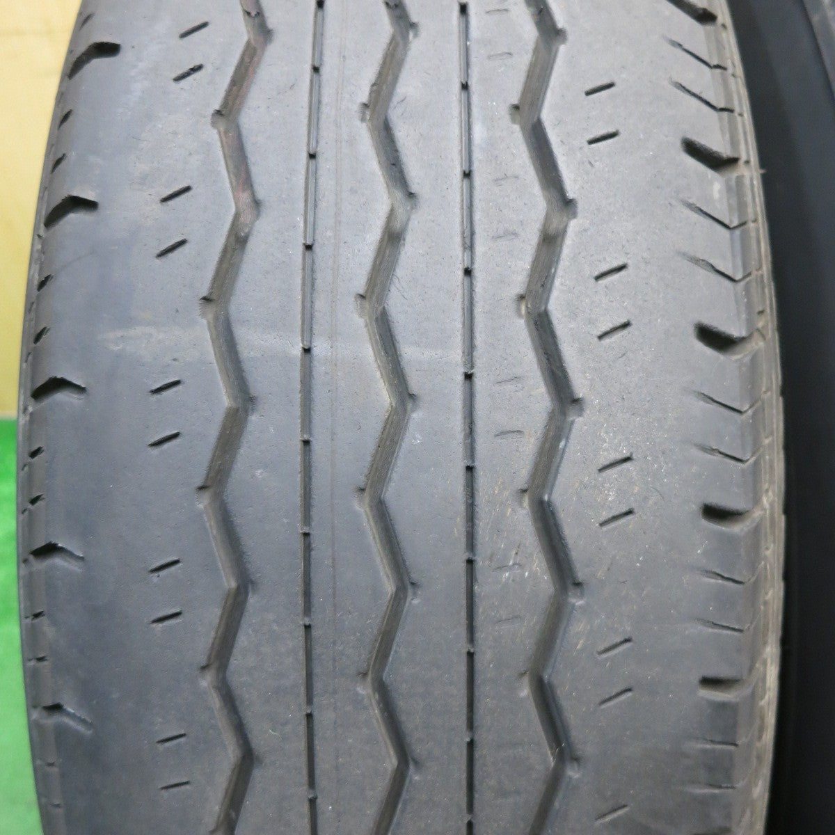 キレイ！21年★トヨタ 200系 ハイエース 純正 OP 195/80R15 107/105N ブリヂストン エコピア RD613 15インチ PCD139.7/6H★5051606AKノ