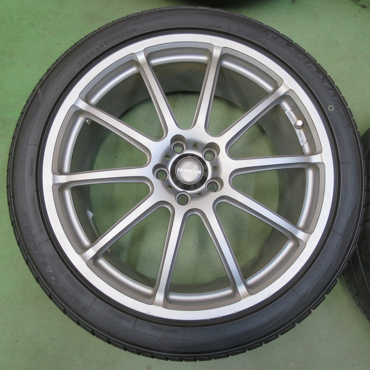 バリ溝！24年！9.5分◎プリウス 86 BRZ 等 Prodrive GC-010E 215/45R18 トーヨー トランパス MP7 プロドライブ 18インチ PCD100/5H◎6072802イノ