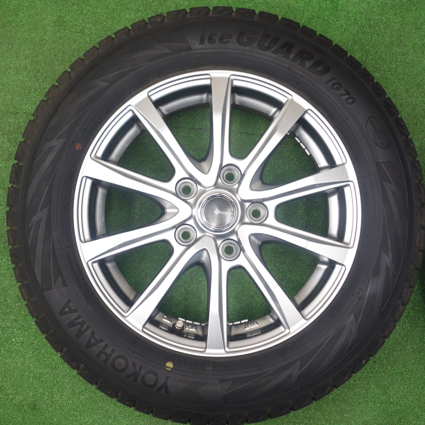 バリ溝！23年！9.5分★スタッドレス 185/65R15 ヨコハマ アイスガード iG70 MiLLOUS VX ミルアス 15インチ PCD114.3/5H★6021902KTス