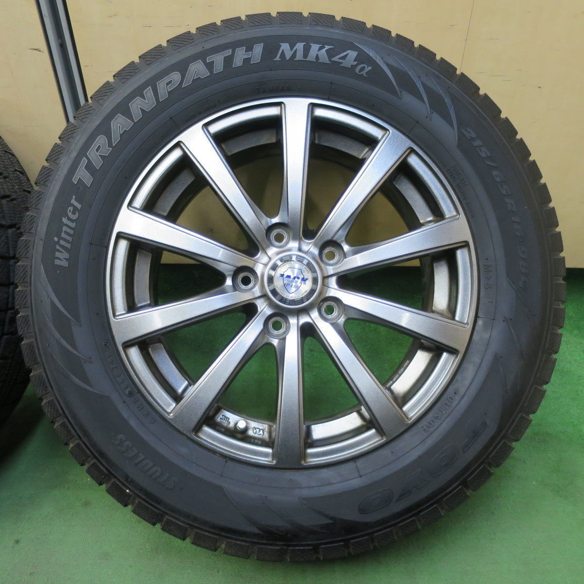 キレイ★スタッドレス 215/65R16 トーヨー ウインター トランパス MK4α ZACK JP-110 MONZA ザック 16インチ PCD114.3/5H★5071002TTス