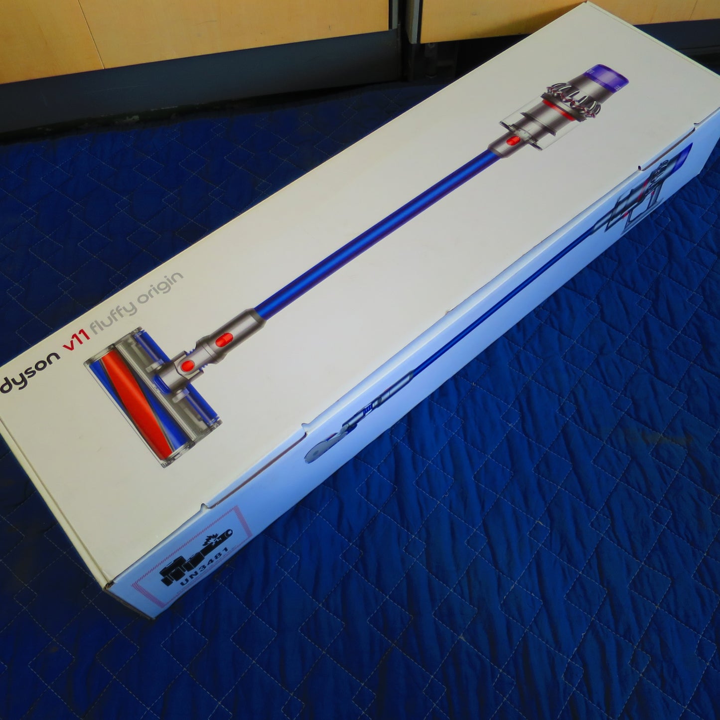 [送料無料] ☆DYSON ダイソン 掃除機 V11 SV15 コードレスクリーナー☆