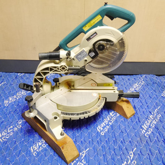 [送料無料] ☆マキタ 7型 スライド マルノコ LS0711 電動 工具 切断機 丸のこ 丸ノコ 丸鋸 makita 木工用☆