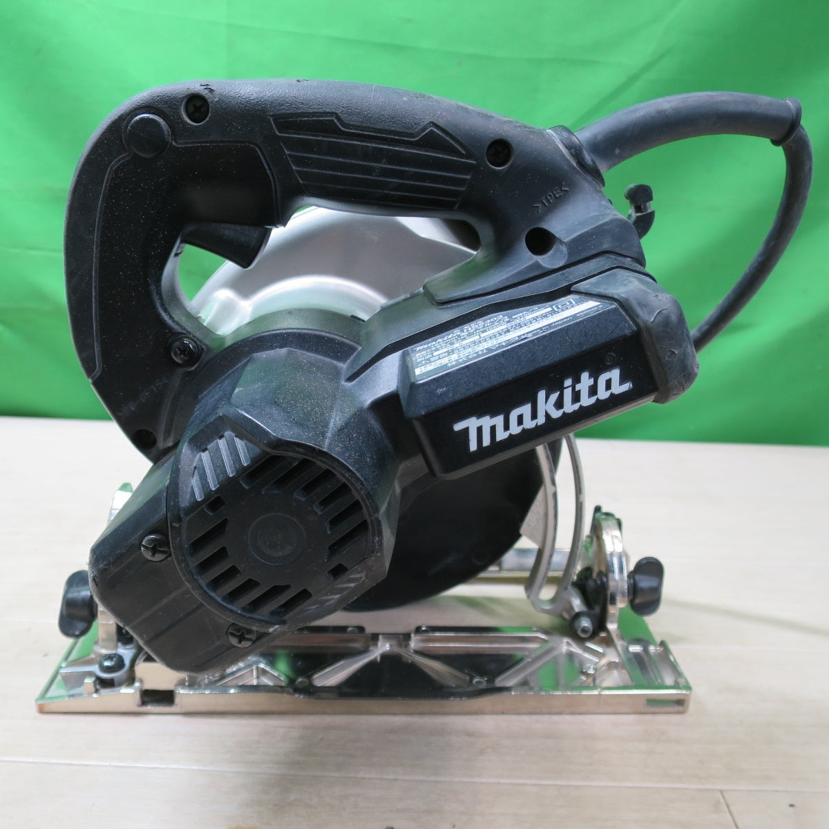 [送料無料] ☆マキタ 165mm 電子 マルノコ  HS6303 電動 工具 切断機 木工用 超硬 丸のこ 丸ノコ 丸鋸 コード式 makita 100V☆