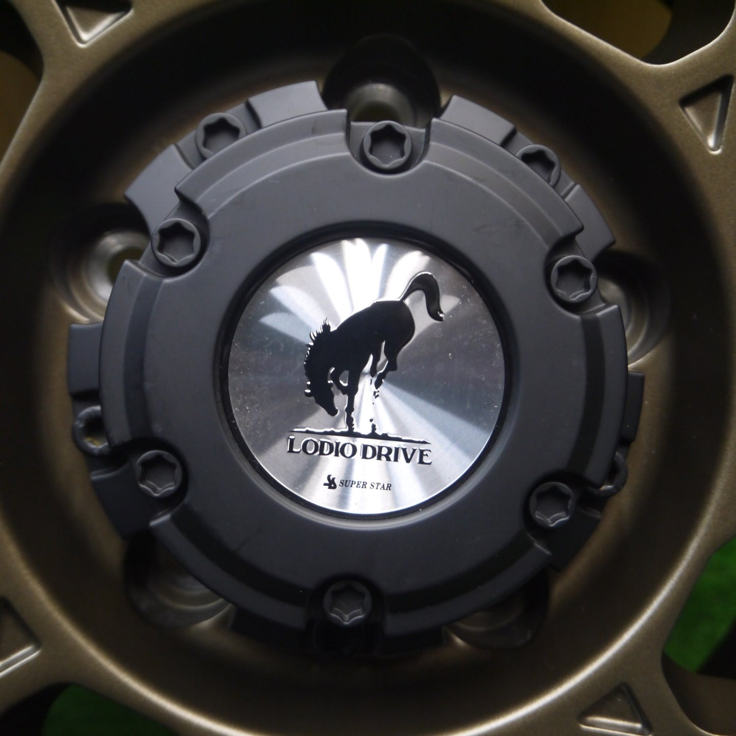 [送料無料] 超バリ溝！24年！キレイ！ほぼ10分★LODIO DRIVE 8M MONO SUPER STAR 175/80R16 トーヨー オープンカントリー A/T Ⅲ ロディオドライブ 16インチ PCD139.7/5H★5022601Hノ