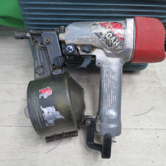 [送料無料] ☆日立工機 50mm 常圧 ロール 釘打機 NV50AH ケース付き エア 工具 ジャンク☆