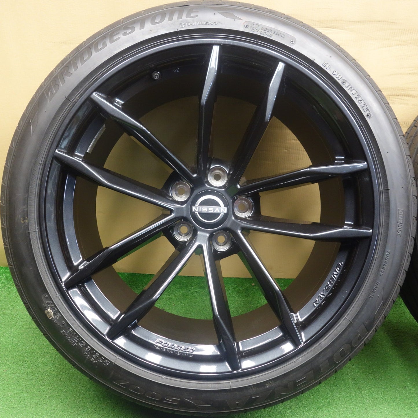 新車外し！25年★日産 RZ34 フェアレディZ バージョン ST 純正 RAYS 255/40R19 275/35R19 ブリヂストン ポテンザ S007 19インチ PCD114.3/5H★6052803KTノ