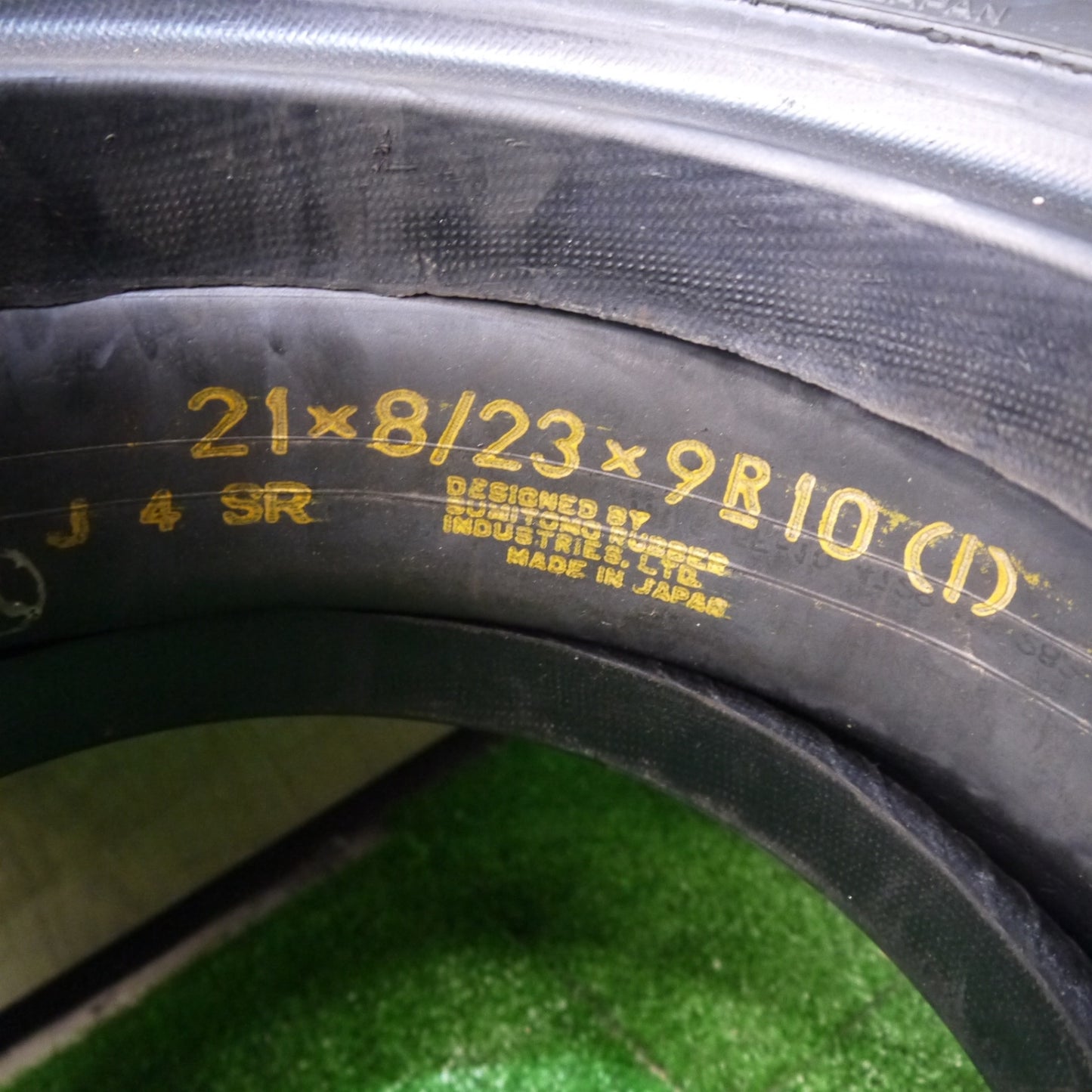 未使用！25年！2本★フォークリフト タイヤ 23×9-10 16PR ダンロップ POWER LIFTER M 21×8/23×9R10★6063005KKノタ