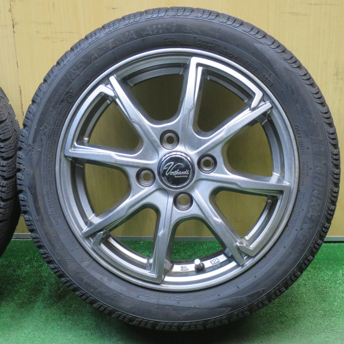 バリ溝！23年！8.5分★スタッドレス 165/55R14 ナンカン アイスアクティバ AW-1 Verthandi ヴェルザンディ 14インチ 軽サイズ ワゴンR ゼスト 等 PCD100/4H★6031806NJス