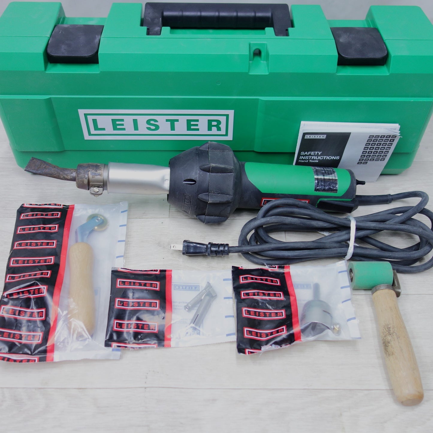 [送料無料] 付属品付き◆LEISTER ライスター ヒート ガン ホット ガン 熱風 溶接機 トリアック ST 141.230 ケース付き 電動 工具 (1)◆