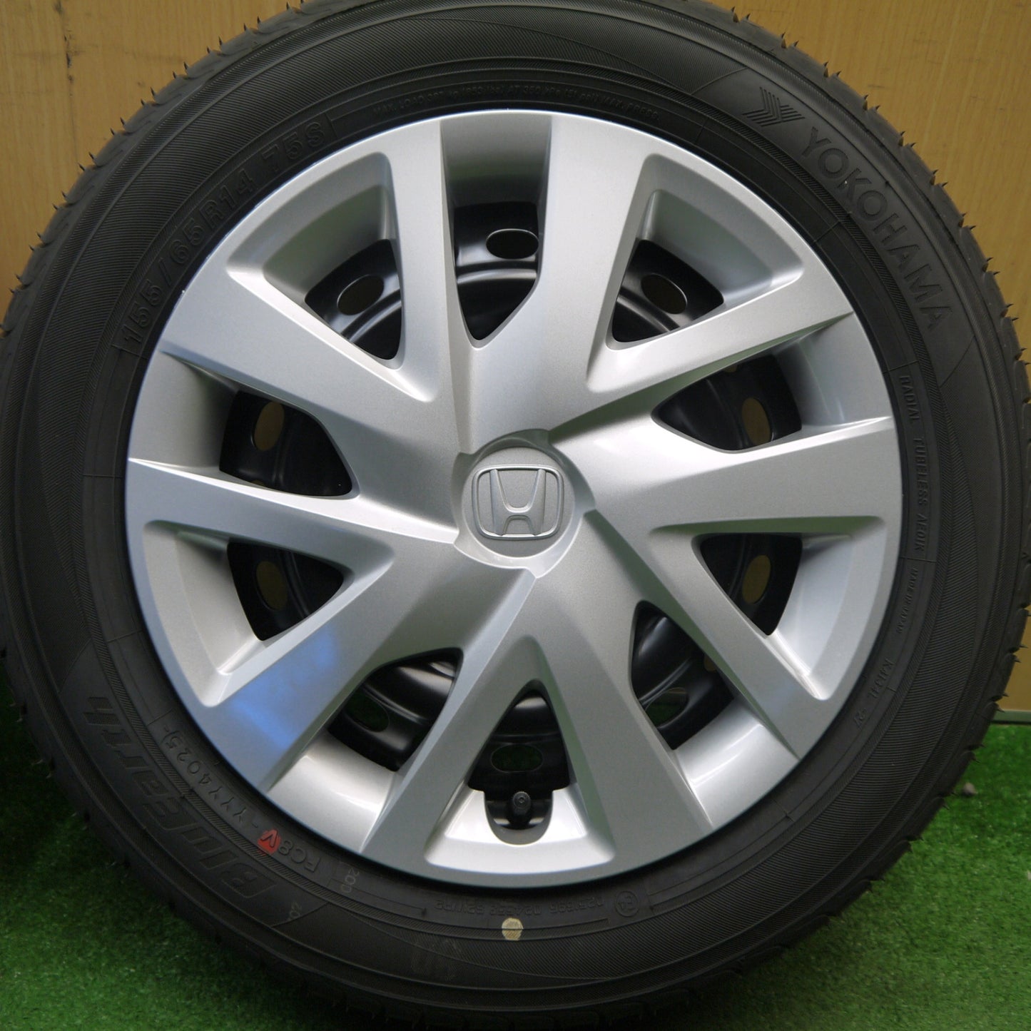 新車外し！25年★ホンダ JF5 N-BOX 純正 スチール 155/65R14 ヨコハマ ブルーアース 14インチ PCD100/4H★6020903Hノ