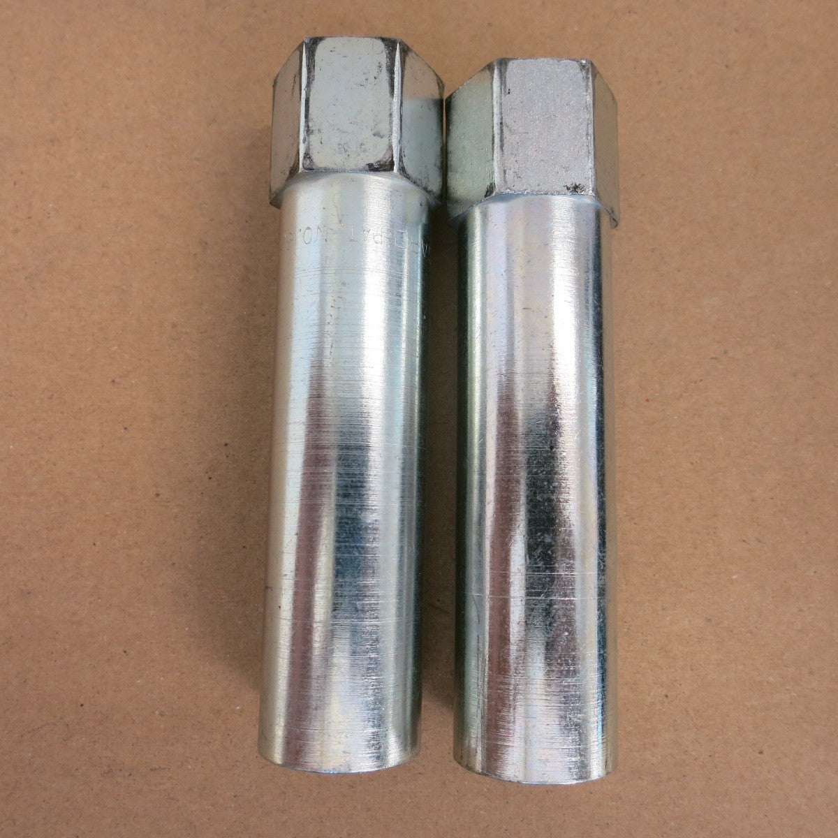 [送料無料] セット◆TRD ロック ナット 20個 ホイール ロック キー 2点 型式 不明◆