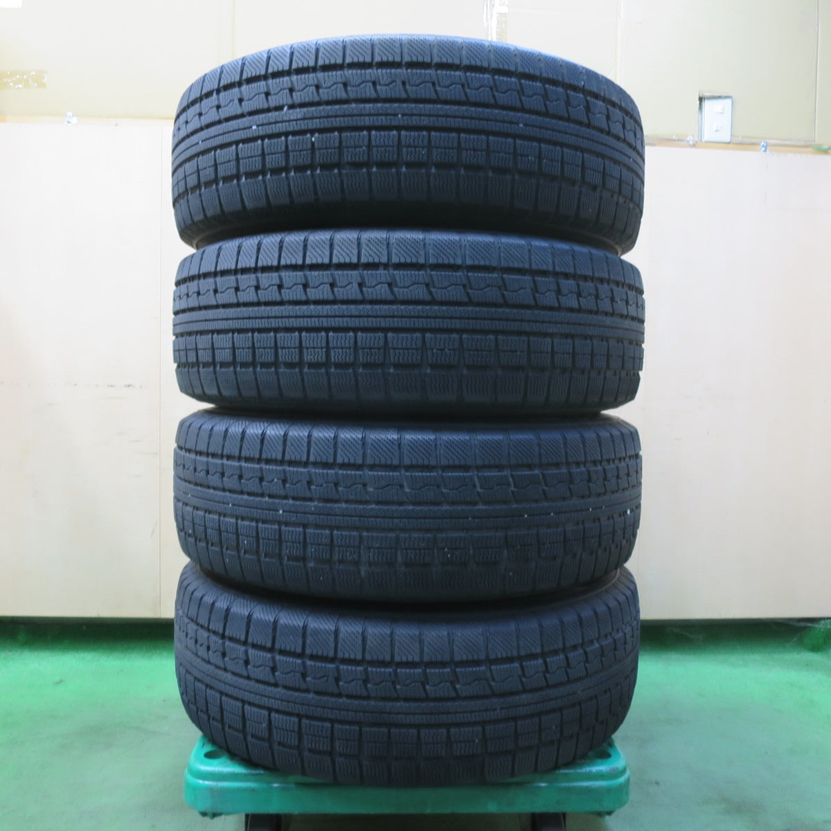 キレイ★FAINAL SPEED 改 225/65R17 スタッドレス トーヨー ウインター トランパス MK4α 17インチ ファイナルスピード PCD114.3/5H★5100901イス