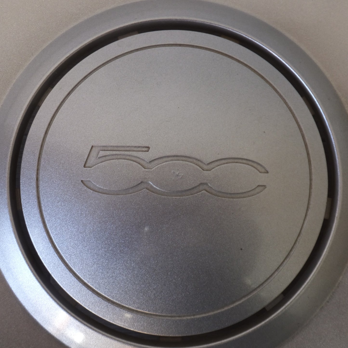 [送料無料] ★フィアット FIAT 純正 フィアット500 ホイールカバー B632 14インチ 1枚(2)★