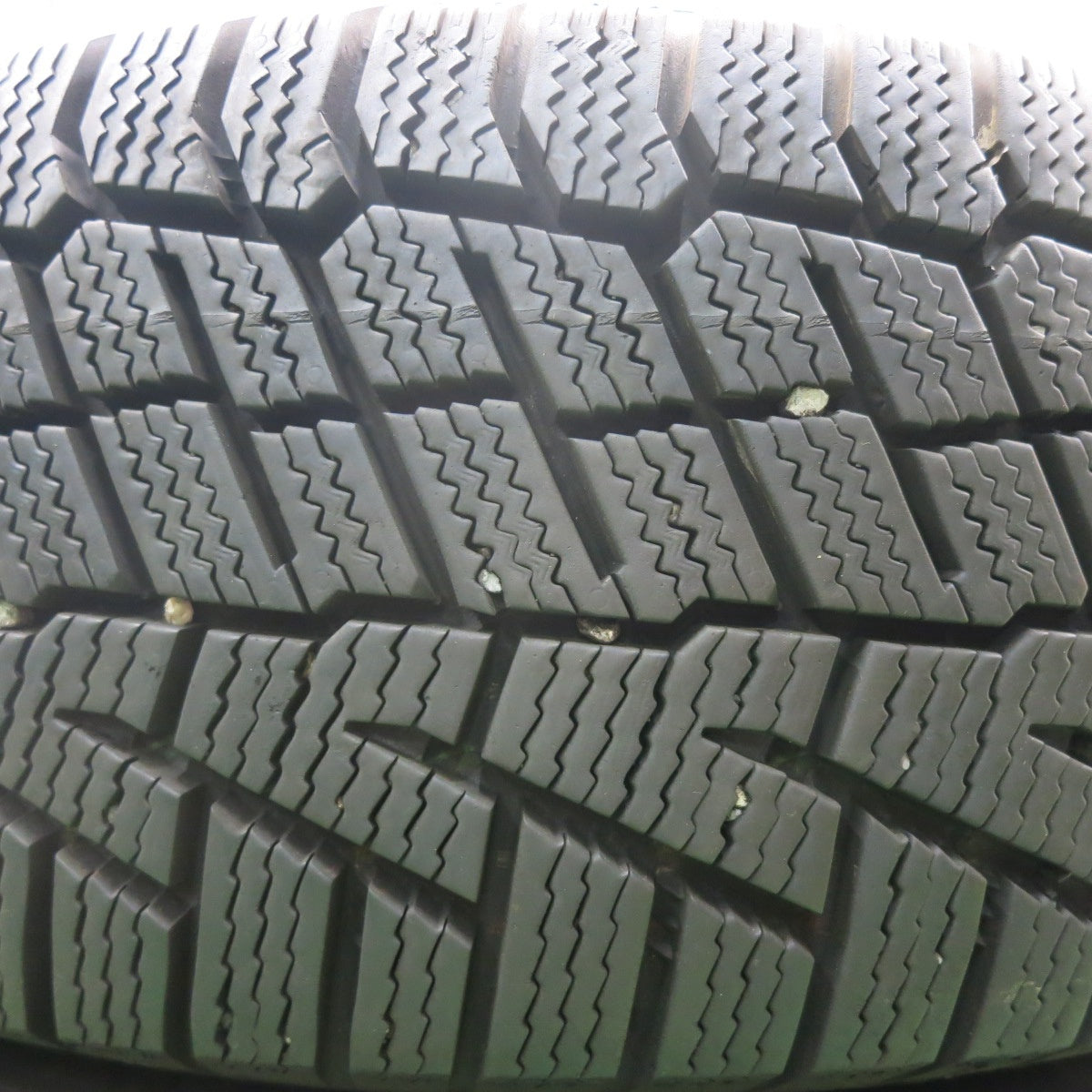 *送料無料* バリ溝！22年！9分★スタッドレス 195/65R15 コンチネンタル ノースコンタクト NC6 AXEL アクセル 15インチ PCD114.3/5H★4070906HAス