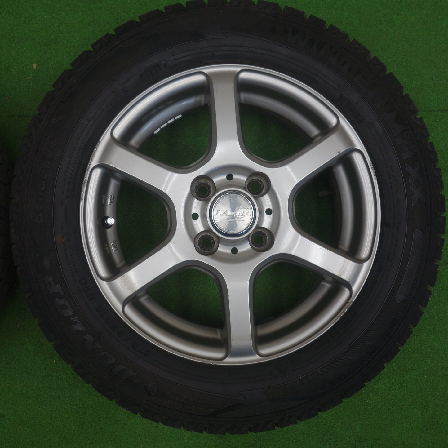 バリ溝！22年！9.5分★スタッドレス 175/65R14 ダンロップ ウインターマックス WM02 LAYCEA 02 レイシア 14インチ PCD100/4H★6040902KTス