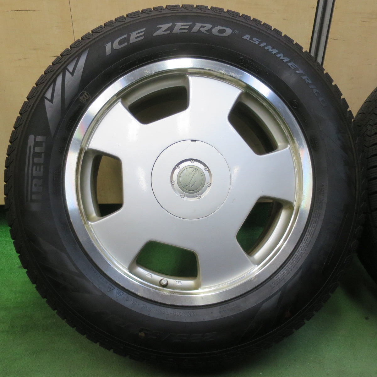 バリ溝！23年！9.5分★スタッドレス 225/65R17 ピレリ アイスゼロ アシンメトリコ 社外 アルミ 17インチ 114.3/4H 5H マルチ★5111408イス
