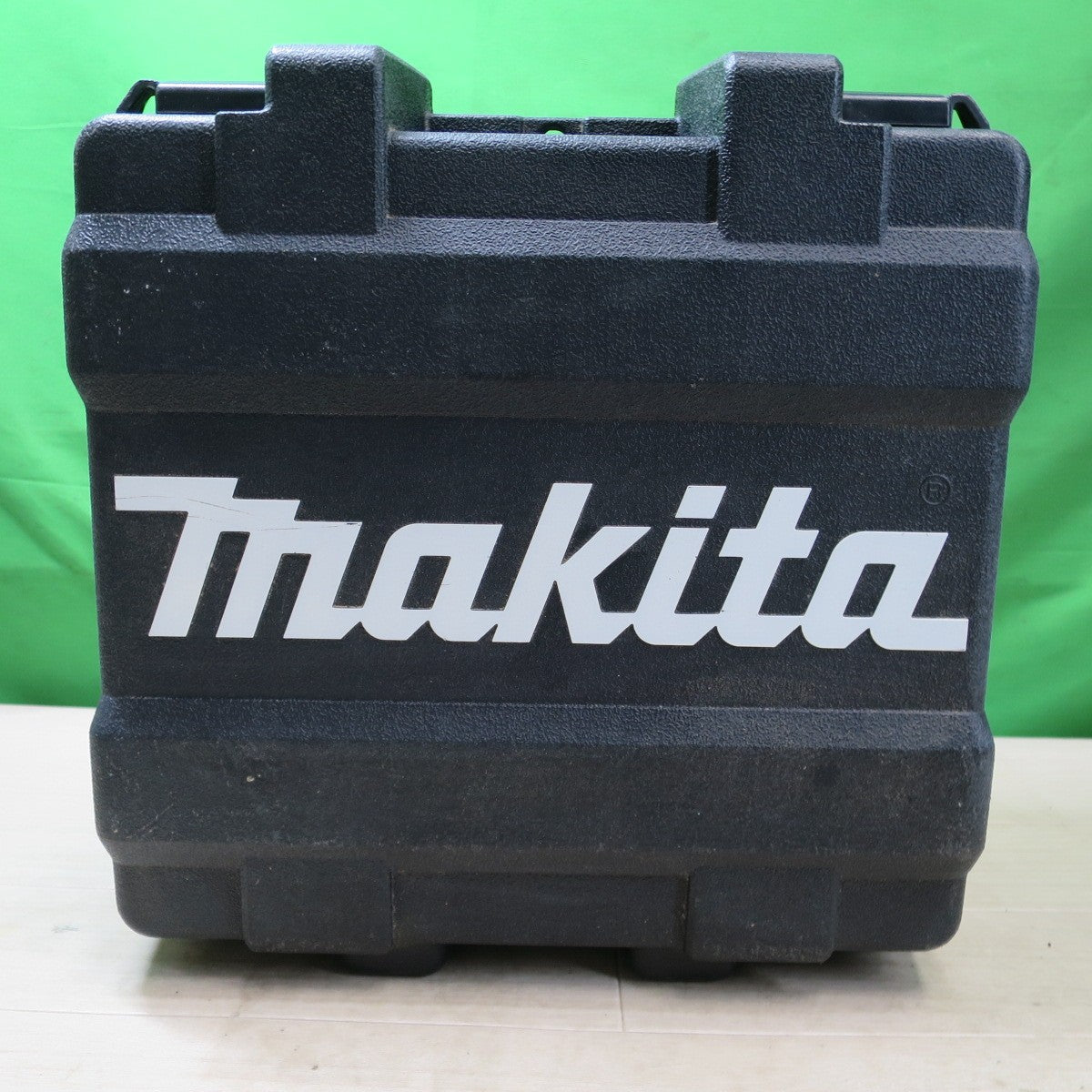 [送料無料] ☆マキタ 65mm 高圧 エア 釘打 AN636H エアー ツール 工具 釘打機 釘打ち機 makita☆