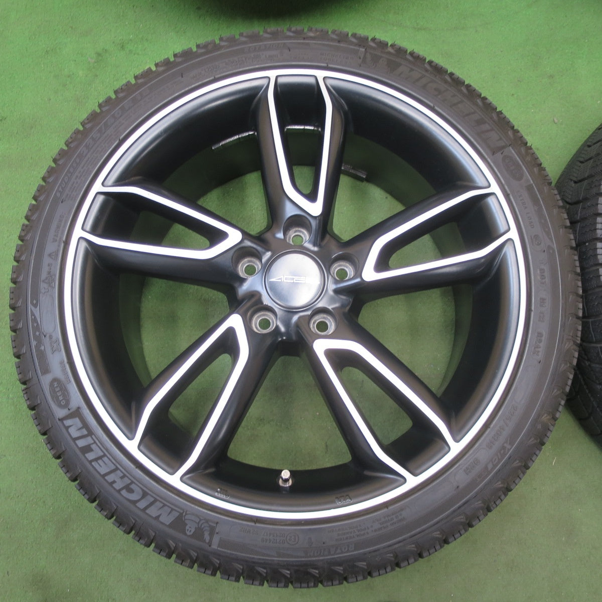 バリ溝！キレイ！9.5分★ワーゲン ゴルフ 等 ACE SCORPIO 225/40R18 スタッドレス ミシュラン X-ICE XI3 スコーピオ 18インチ PCD112/5H★6013110ナス