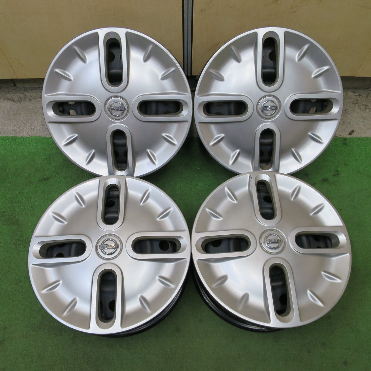 キレイ★日産 Z12 キューブ 純正 スチール ホイール 15インチ 15×5.5JJ PCD100/4H★6061301NGホ