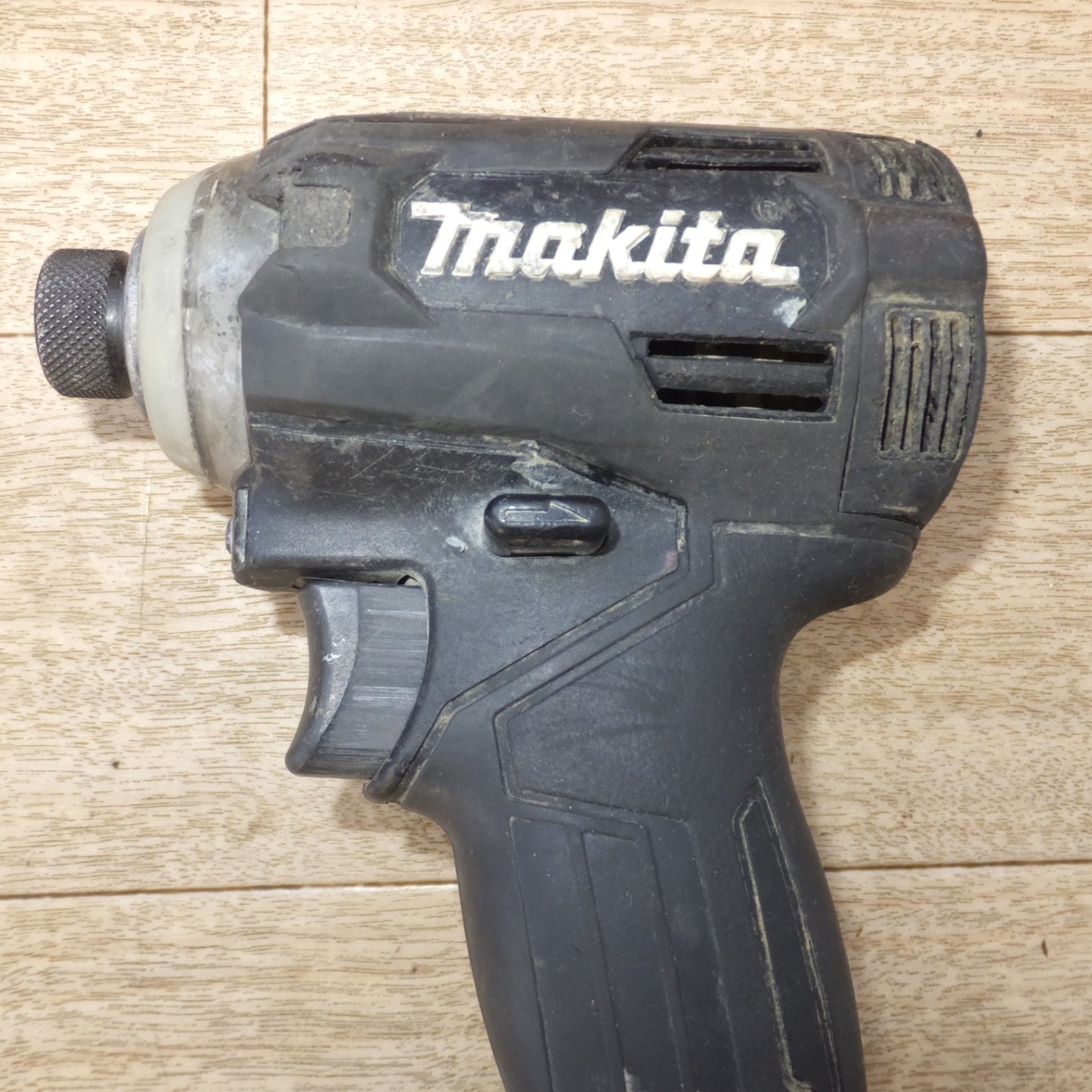 [送料無料] 現状品★マキタ makita 充電式インパクトドライバ TD001G 36V-40Vmax 本体のみ★