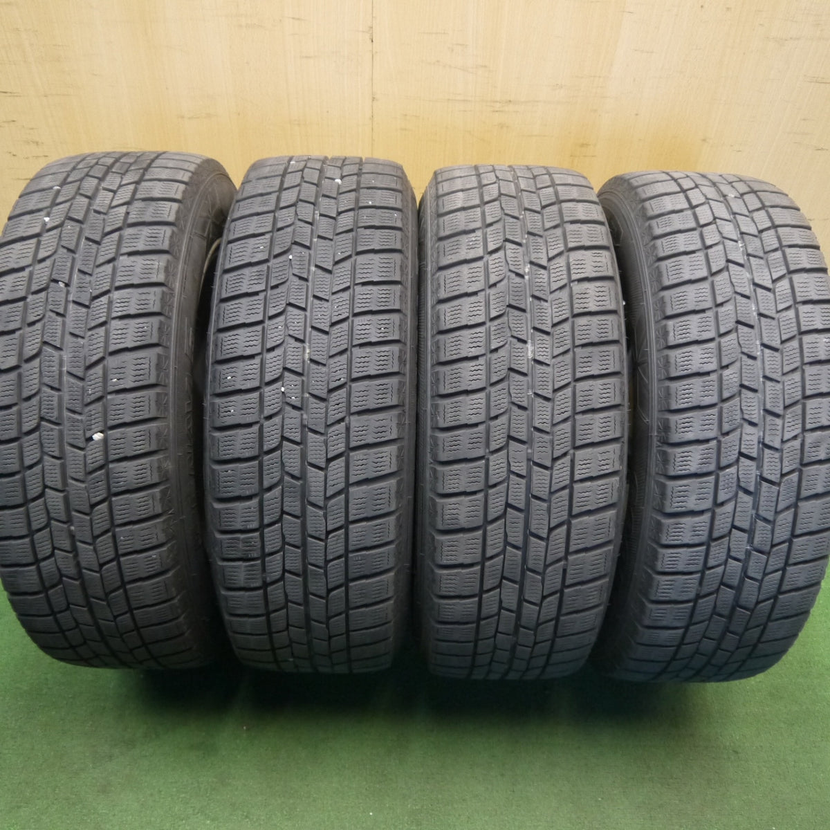 キレイ◎スタッドレス 205/60R16 グッドイヤー アイスナビ6 社外 アルミ 16インチ PCD114.3/5H◎6082806Hス