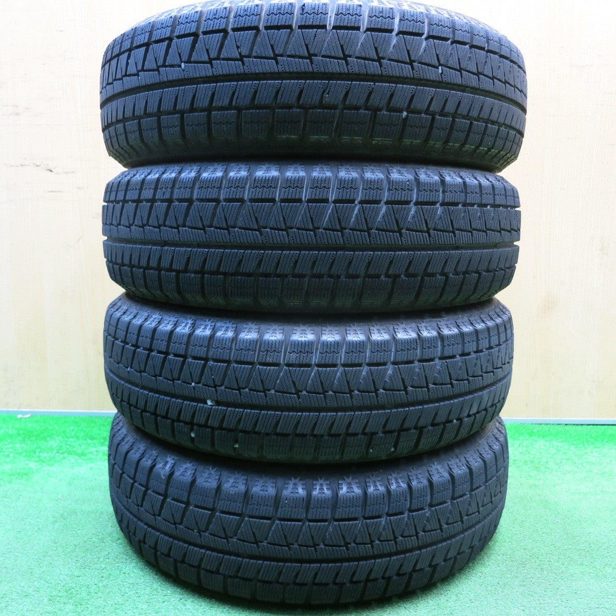 バリ溝！キレイ！9.5分★スタッドレス 155/65R14 ブリヂストン アイスパートナー2 LAPORTA ラポルタ 14インチ PCD100/4H★5120404HAス