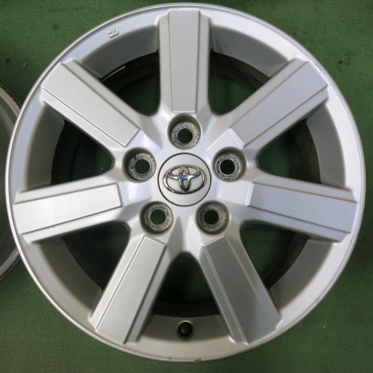 4本価格★トヨタ 70系 ヴォクシー ノア 純正 ホイール 16インチ 16×6J PCD114.3/5H★5062415SYホ