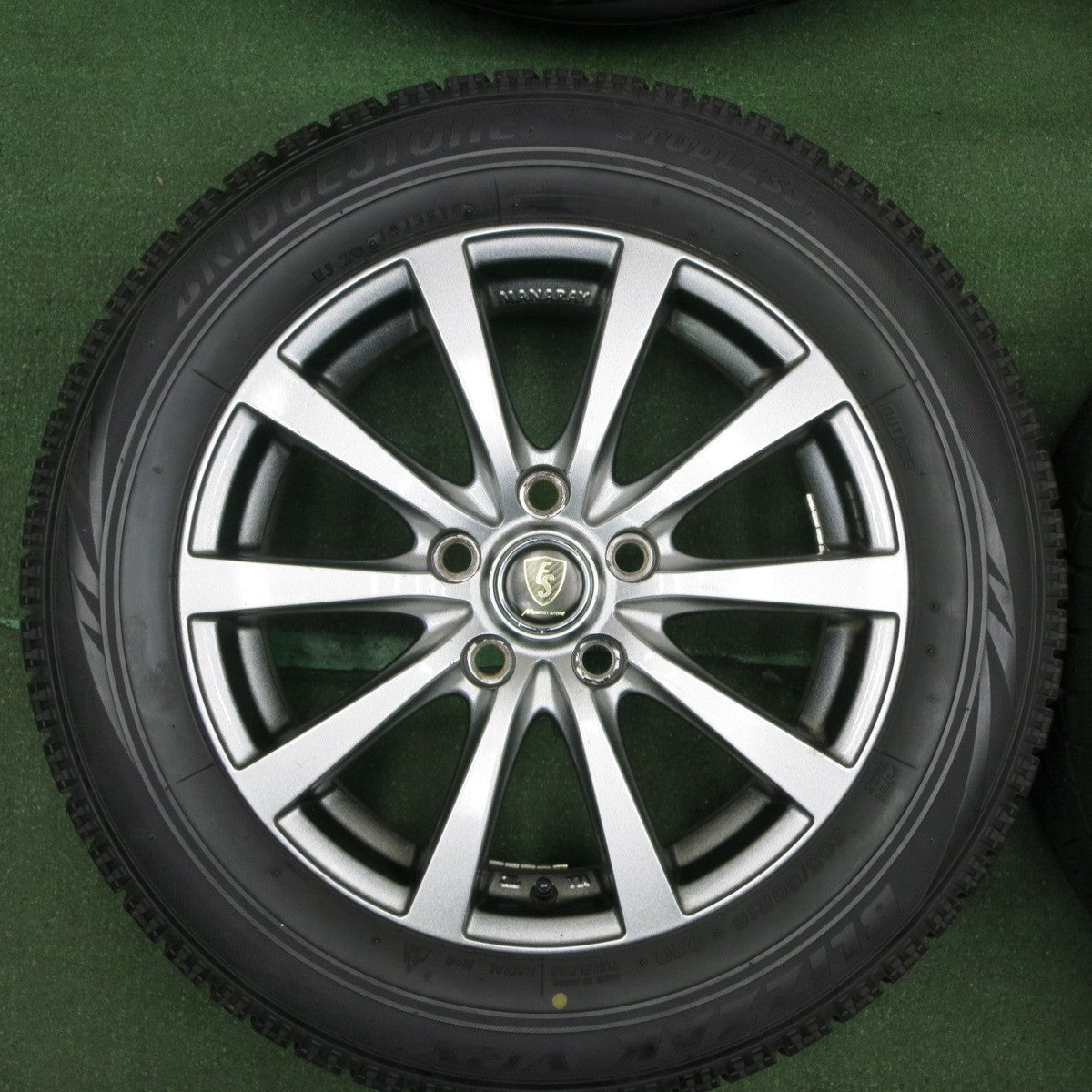 *送料無料* バリ溝！9分★スタッドレス 205/60R16 ブリヂストン ブリザック VRX MANARAY SPORT マナレイ 16インチ PCD114.3/5H★4040311TNス