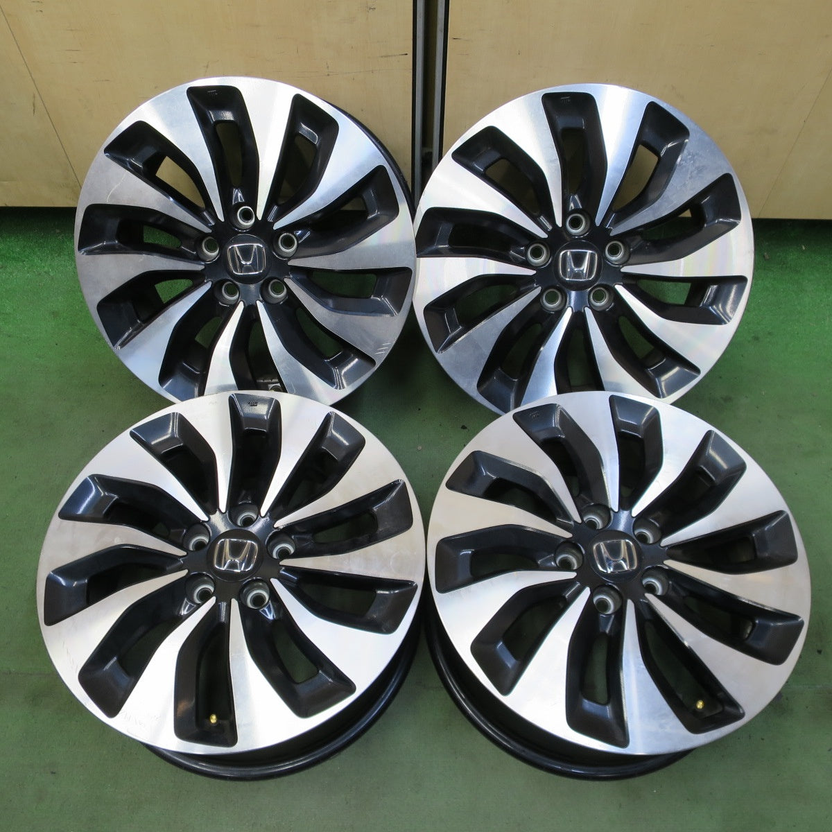 4本価格★ホンダ CR6 CR7 アコード ハイブリッド 純正 ホイール 17インチ 17×7.5J PCD114.3/5H★6072502NGホ