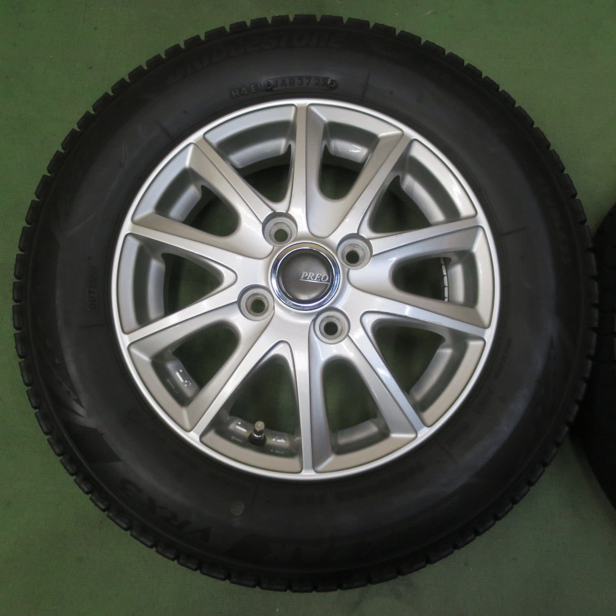 4本価格！22年◎スタッドレス 145/80R13 ブリヂストン ブリザック VRX3 PREO プレオ 13インチ PCD100/4H◎6092501イス