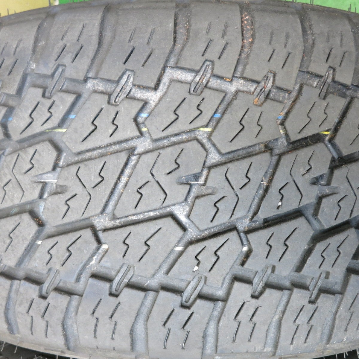 バリ溝！22年！キレイ！8.5分★275/55R20 ニットー A/T TERRA GRAPPLER G2 FUEL フューエル 20インチ PCD139.7 150/5H マルチ★5091401HAノ