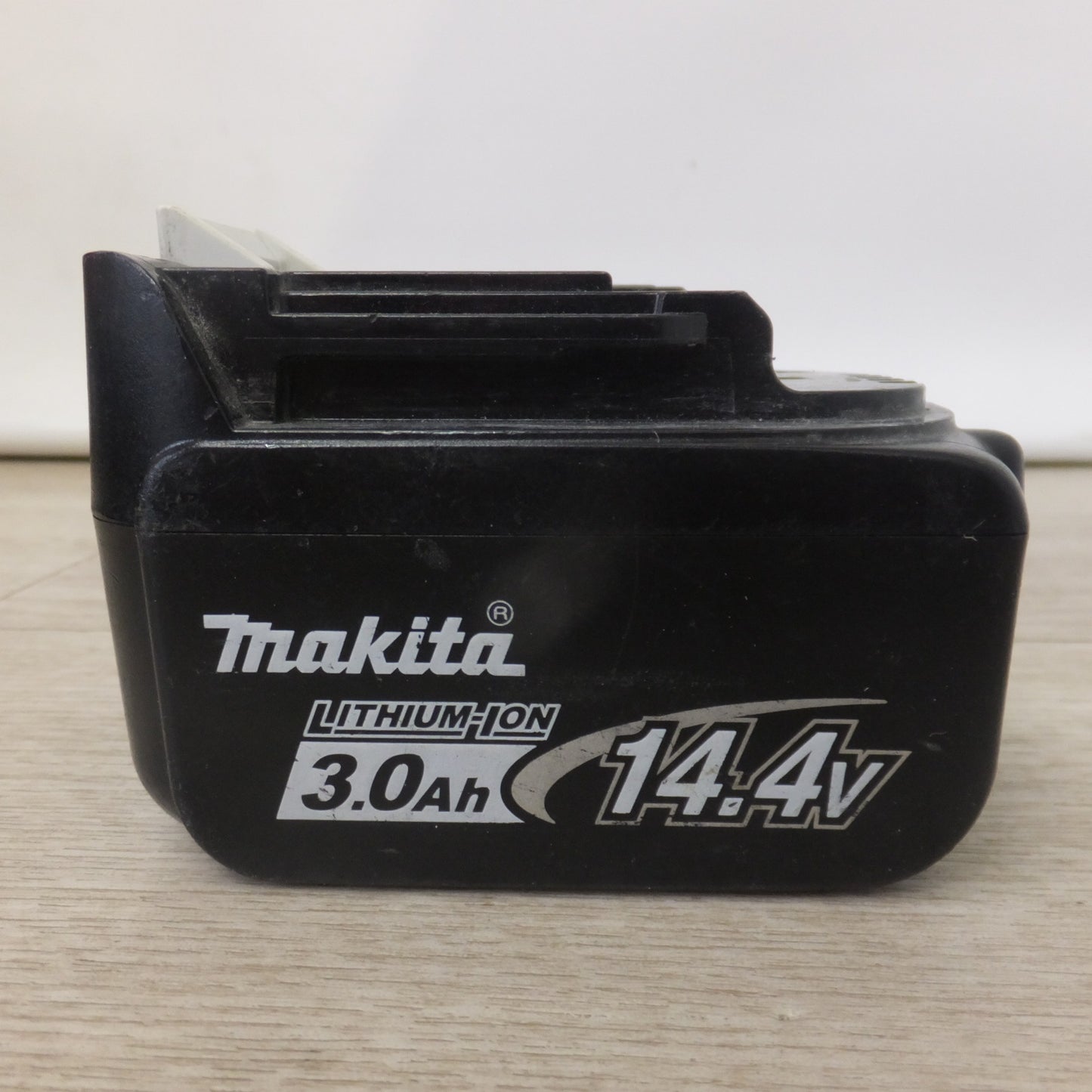 [送料無料] ★マキタ makita 充電式ドライバドリル DF473D　バッテリ BL1460B BL1430　急速充電器 DC18RF　セット★