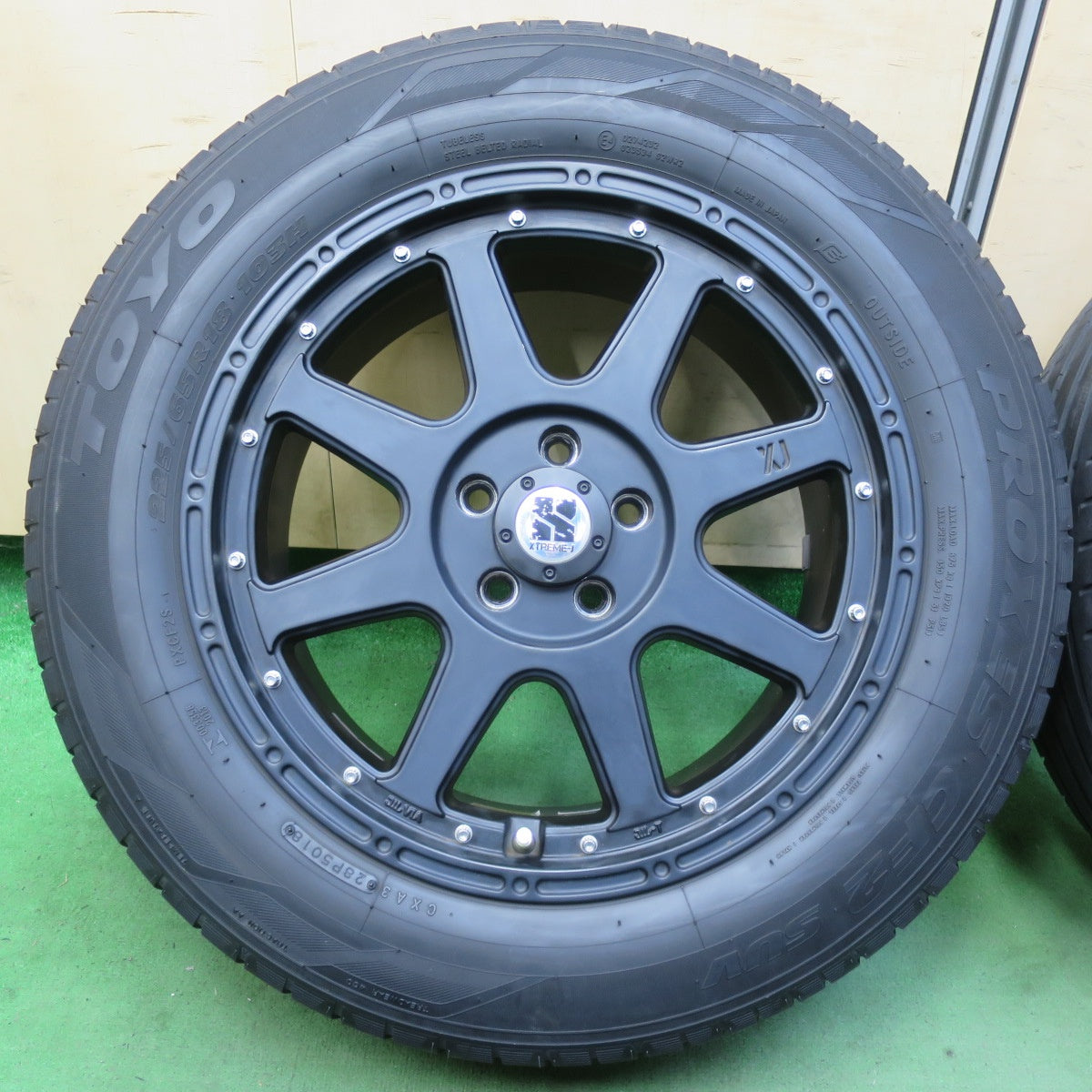 バリ溝！8.5分★XTREME-J 225/65R18 トーヨー プロクセス CF2 SUV 18インチ エクストリームJ PCD114.3/5H★5071803イノ