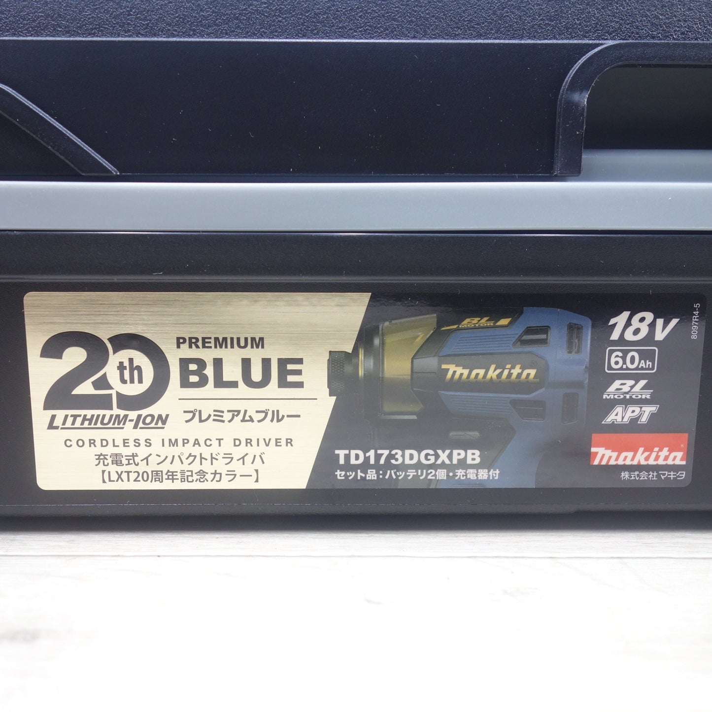 [送料無料] 未使用！バッテリー2個◆マキタ 充電式 インパクトドライバ TD173DGXPB LXT20周年記念カラー プレミアムブルー 限定色 電動 工具 18V 6.0Ah makita◆