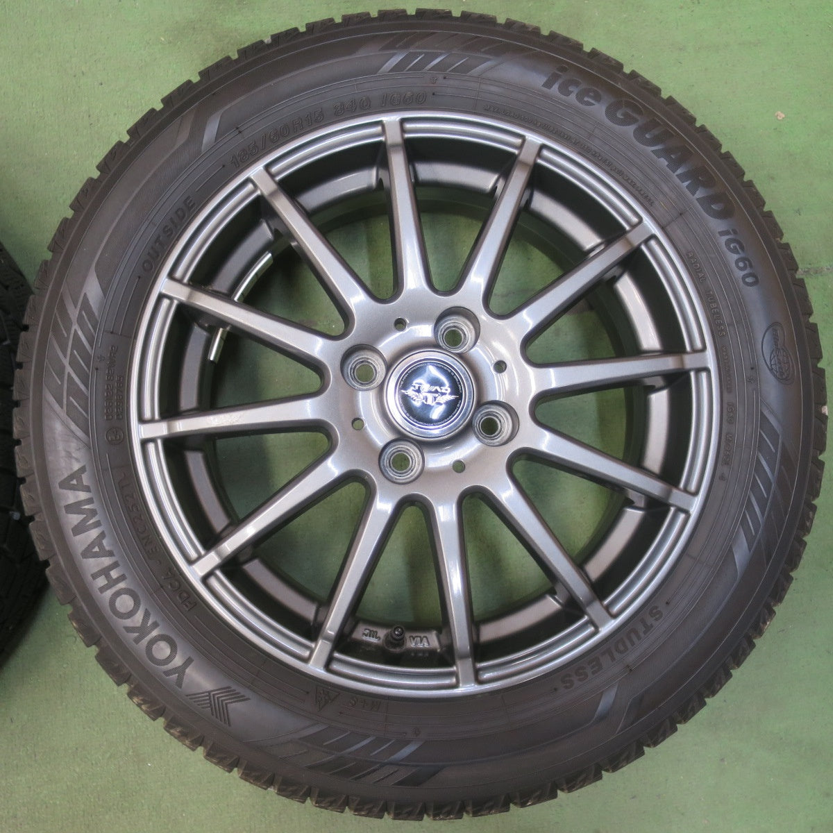 バリ溝！キレイ！9分◎スタッドレス 185/60R15 ヨコハマ アイスガード iG60 TEAD テッド 15インチ PCD100/4H◎6081215イス