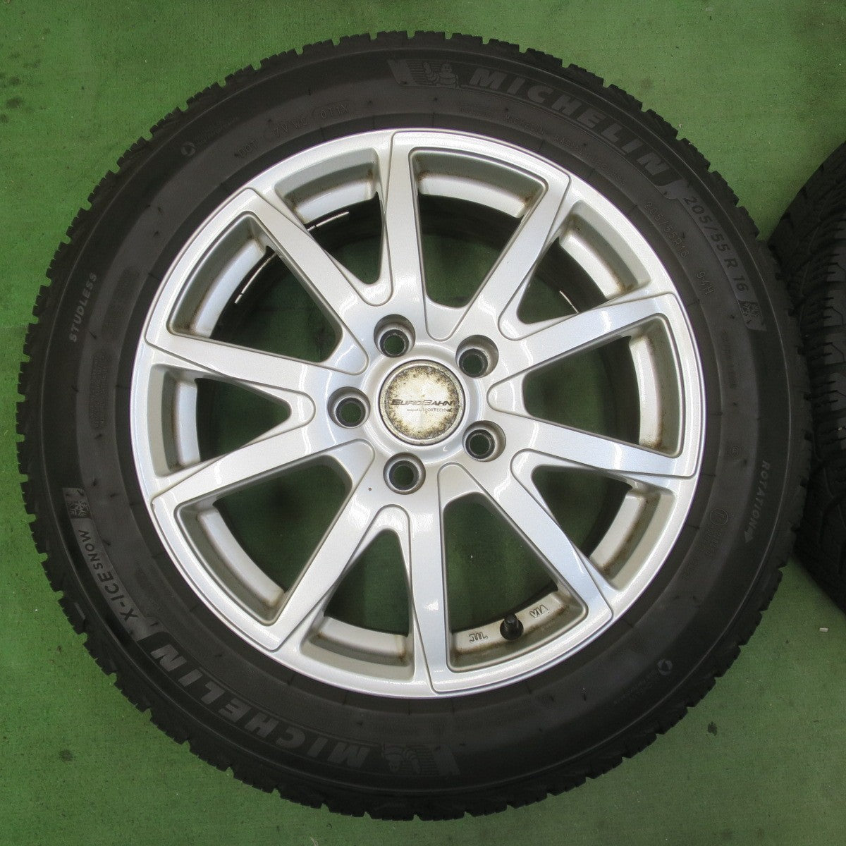 バリ溝！22年！8.5分★ワーゲン 等 EUROBAHN SPORTECHNIC 205/55R16 スタッドレス ミシュラン X-ICE SNOW ユーロバーン スポーツテクニック 16インチ PCD112/5H★6022604イス