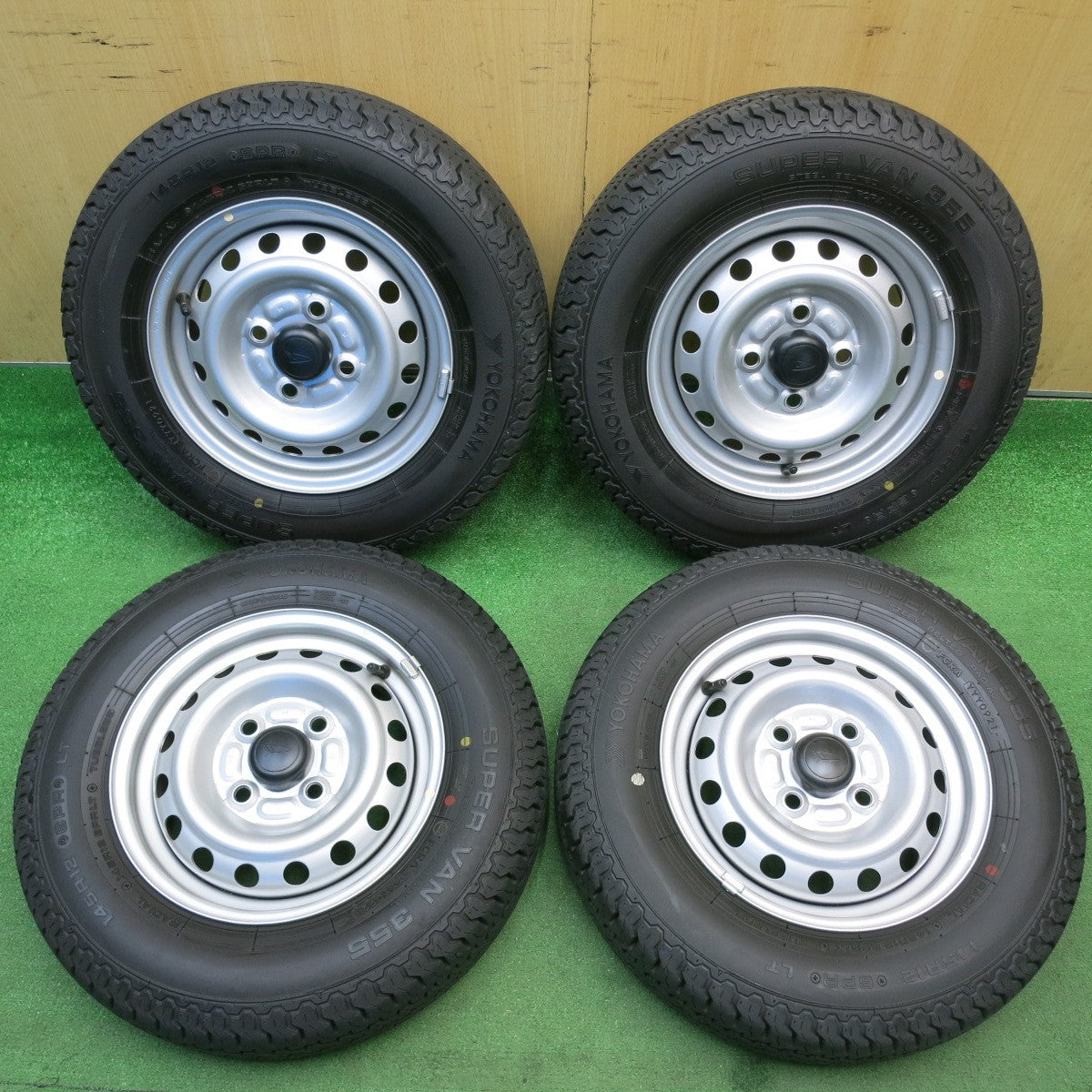 バリ溝！キレイ！ほぼ10分★ダイハツ ハイゼット 純正 スチール 145R12 6PR ヨコハマ SUPER VAN 355 スーパー バン 12インチ PCD100/4H★6040513HAノ